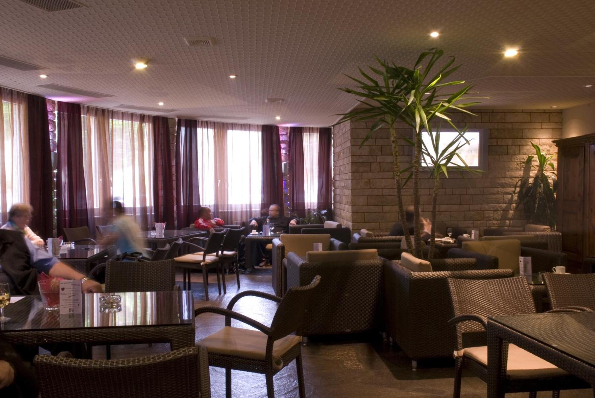 Hotel Restaurant La Porte D'Octodure Martigny Εξωτερικό φωτογραφία